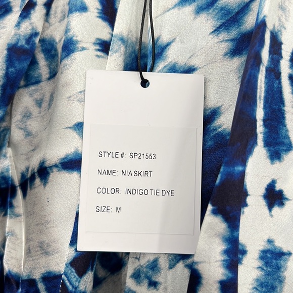 🆕Generation Love Nia Indigo Silk Spandex Tie Dye Faux Wrap Skirt Med Available - Picture 11 of 12